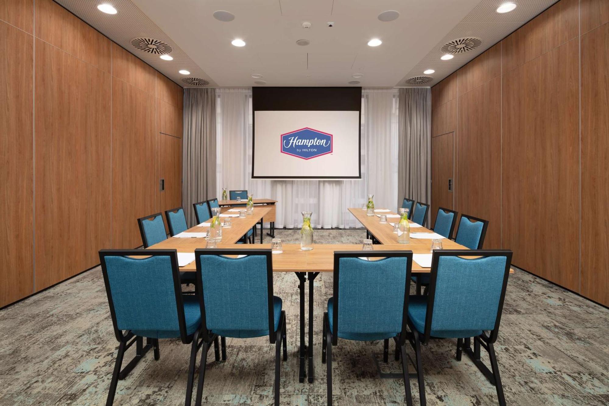 Hampton By Hilton Lodz City Center Dış mekan fotoğraf